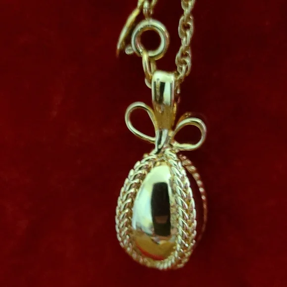 1998 Joan Rivers Classics Collection Faberge Egg Pendant - Picture 10 of 10